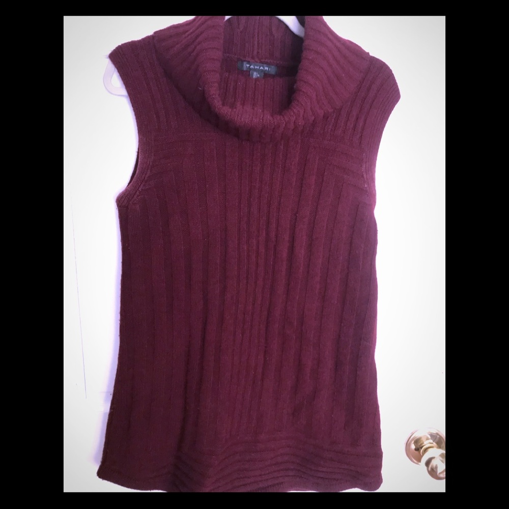 Tahari Sleeveless Sweater - Maroon